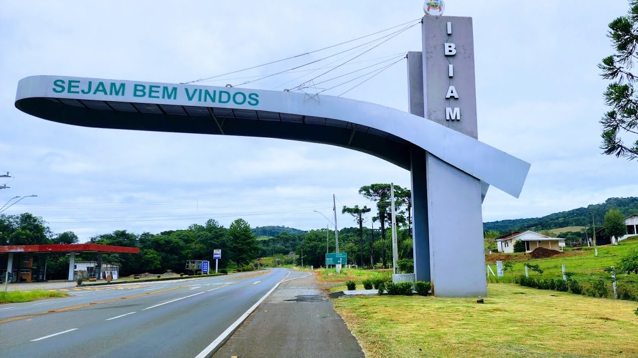 As inscrições são exclusivamente feitas via internet no site da banca organizadora com início em 8 de janeiro e encerramento no dia 1º de fevereiro de 2026 às 14h.