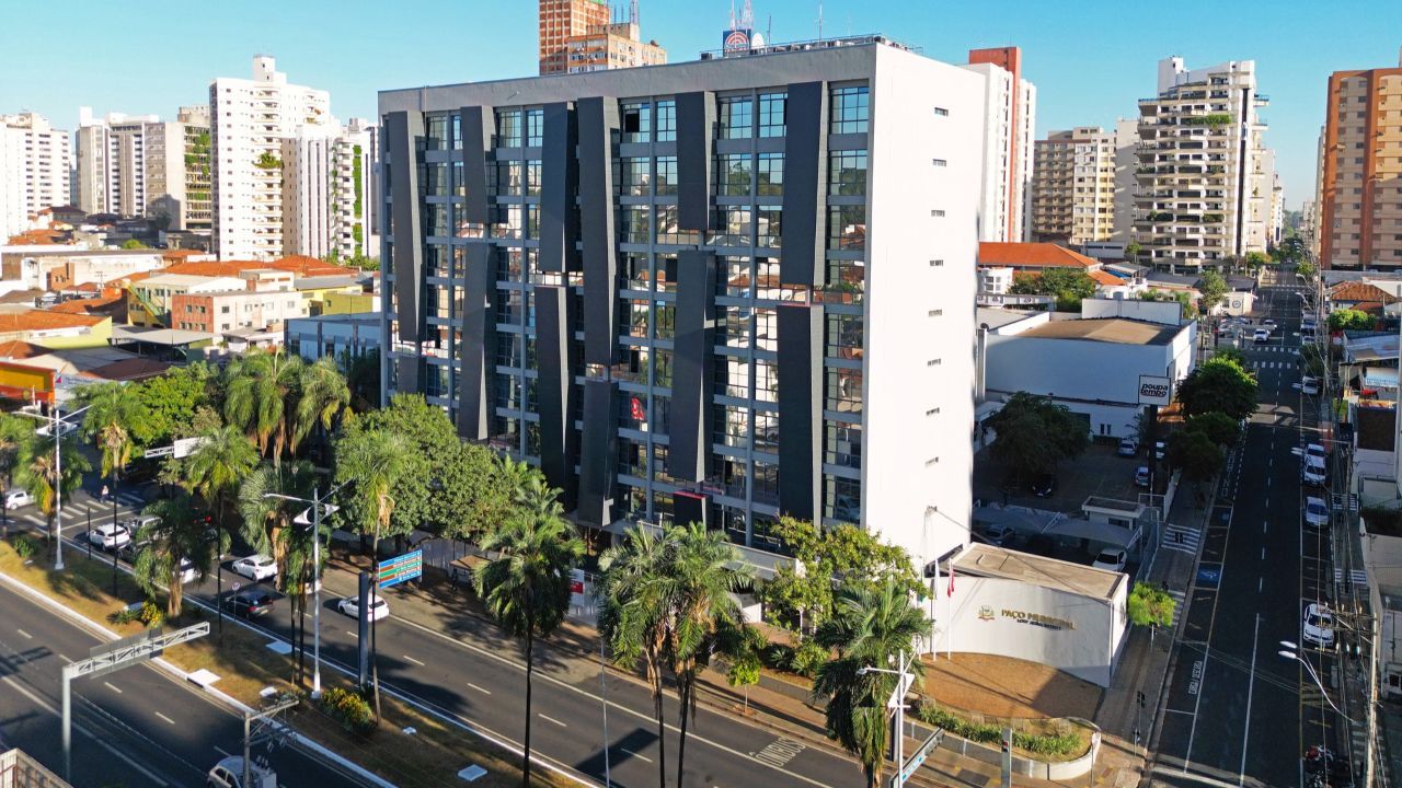 O concurso oferece 552 vagas para cargos de níveis médio, técnico e superior na Prefeitura de São José do Rio Preto, São Paulo.