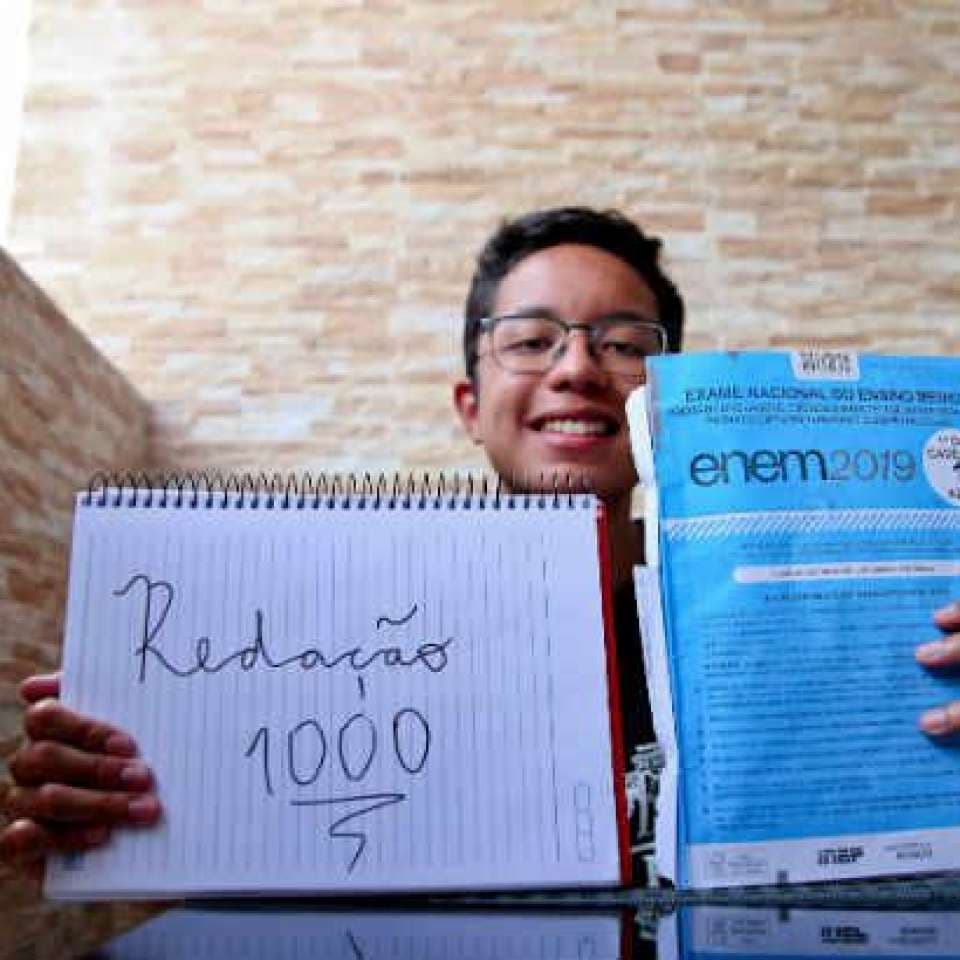 Veja como fazer uma Redação nota 1.000 mil